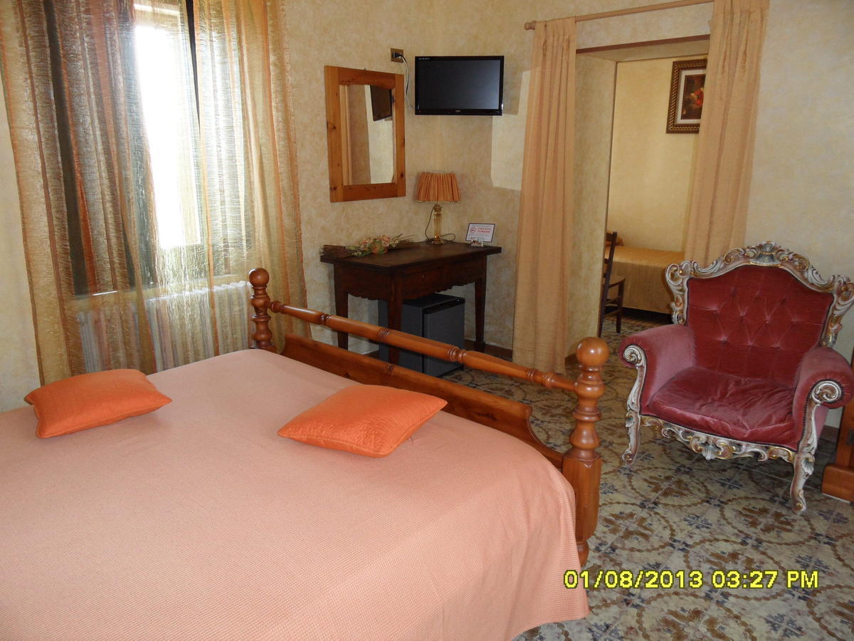 Bed & Breakfast Garrupa Marcellinara Room photo
